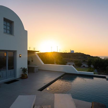 Saint John Oia-Exclusive Private Heated Pool Villas Eksteriør billede