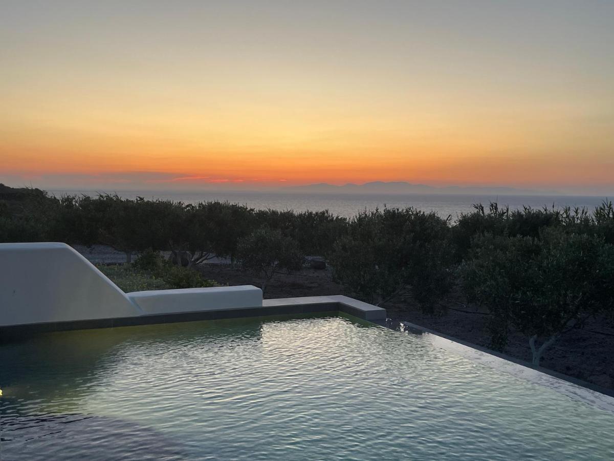 Saint John Oia-Exclusive Private Heated Pool Villas Eksteriør billede